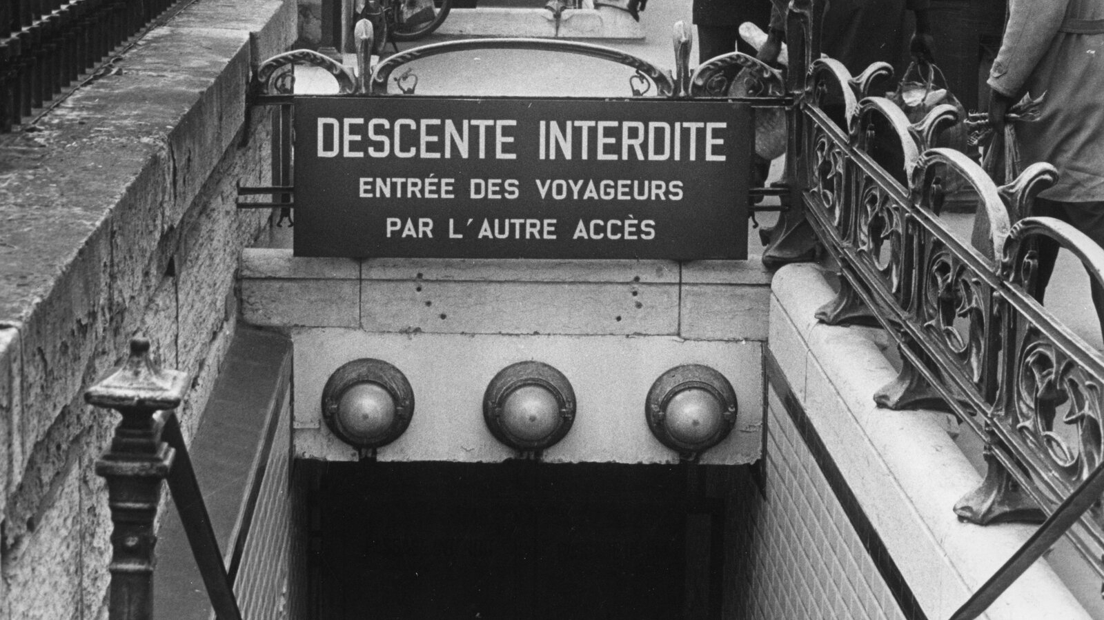 Art Of Cutting Cards The New York Times