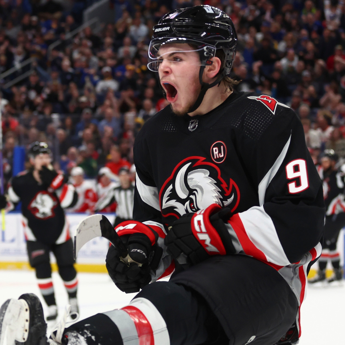 Byram Scores 2 In Buffalo Sabres 7 3 Rout Of Red Wings Detroit Drops Its 6th Straight