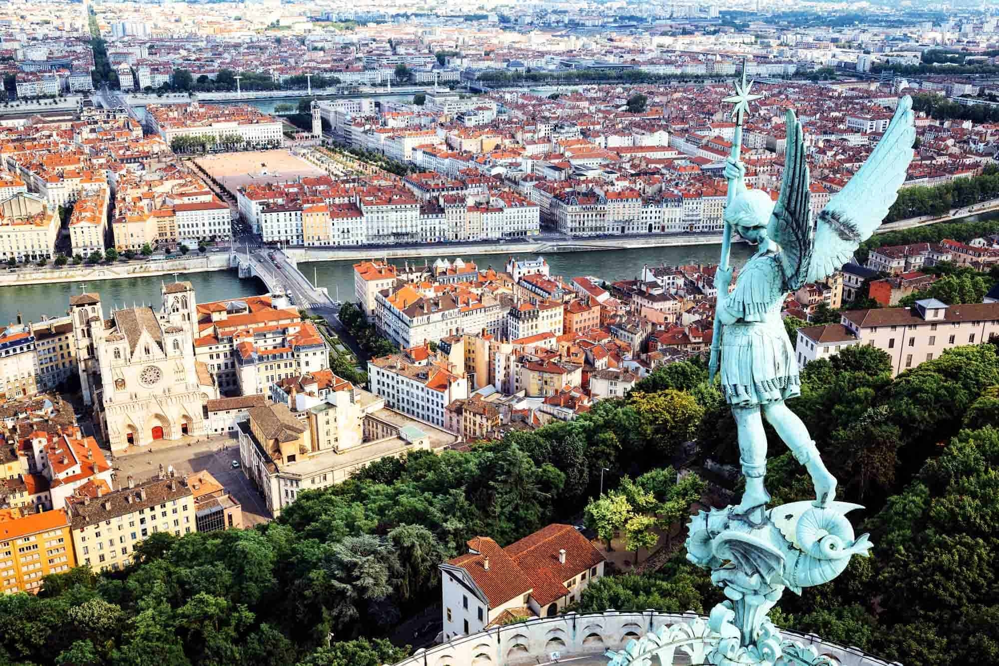 Fascinating History Of The Rhone Valley 4 Must See Historic Sites Experi