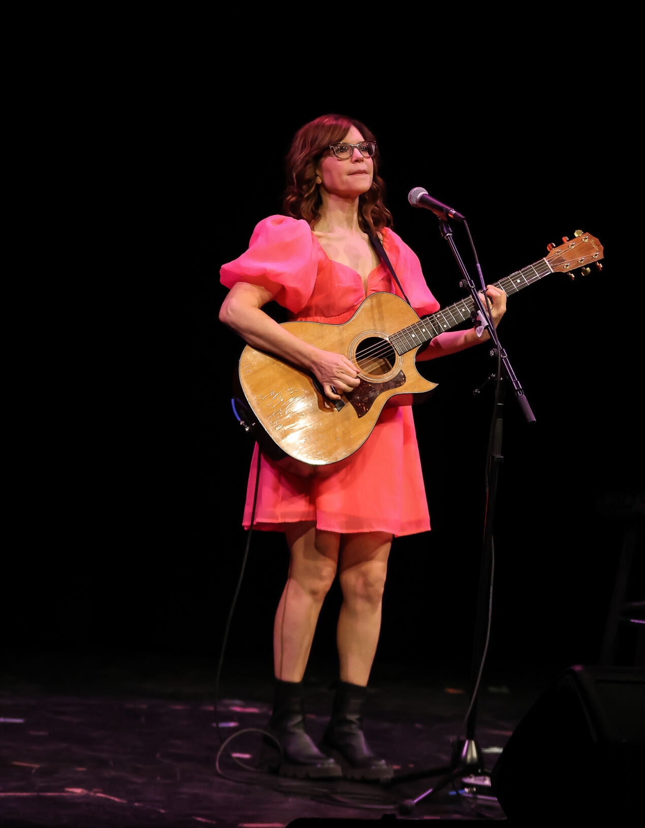 stay singer lisa crossword clue