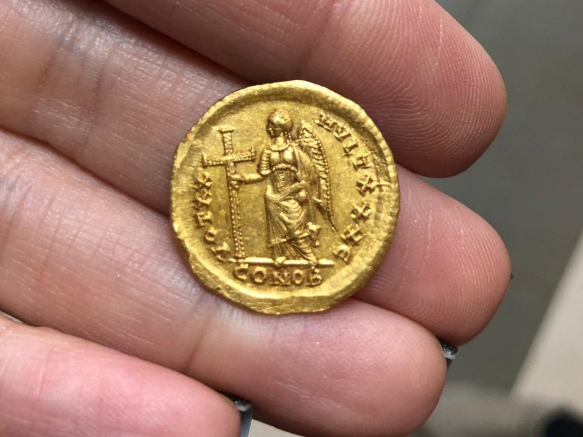Schoolkids Discover 1 600 year old Gold Coin Fox News