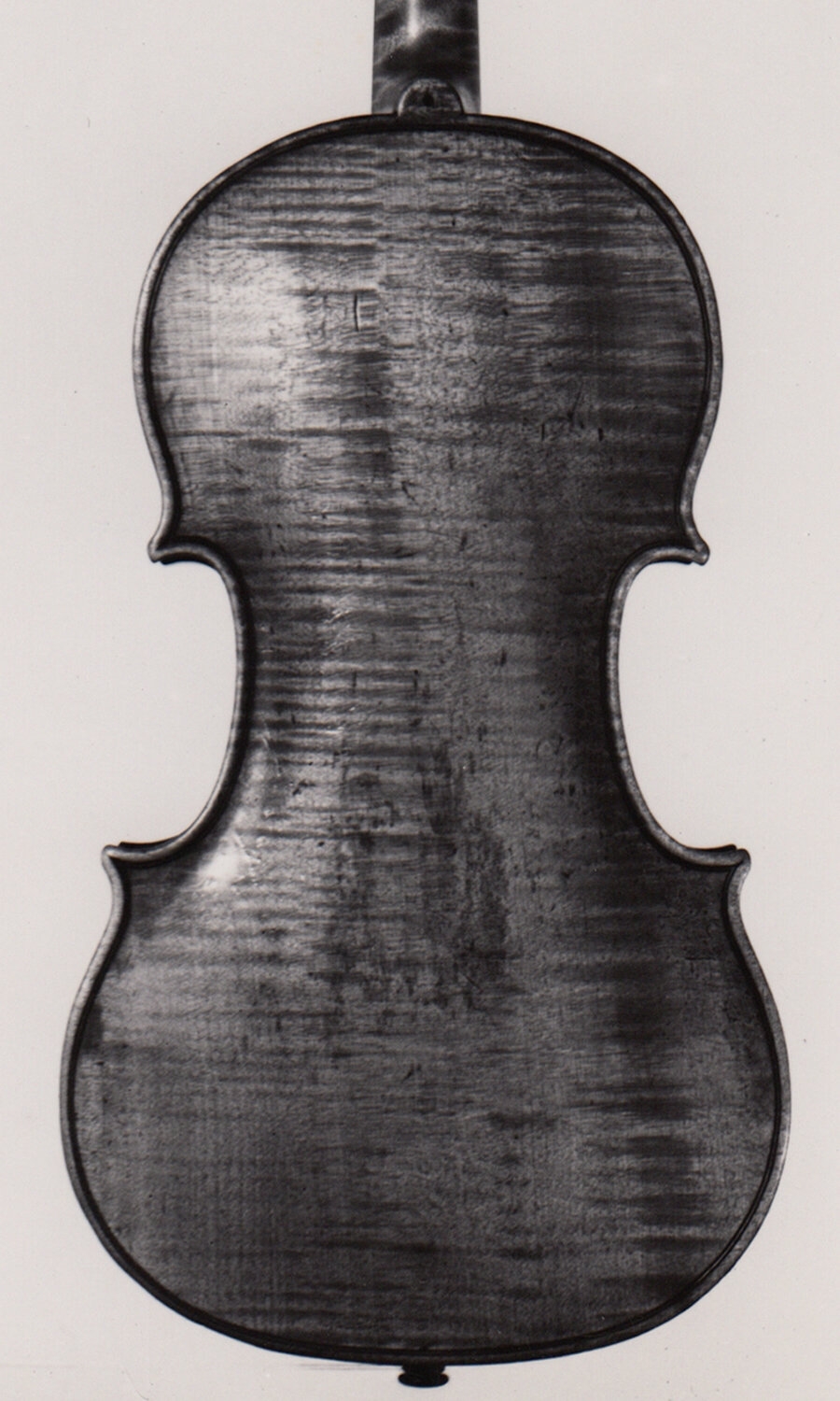 The Hunt For A 316 Year Old Stradivarius Stolen In The Fog Of War The New York Times