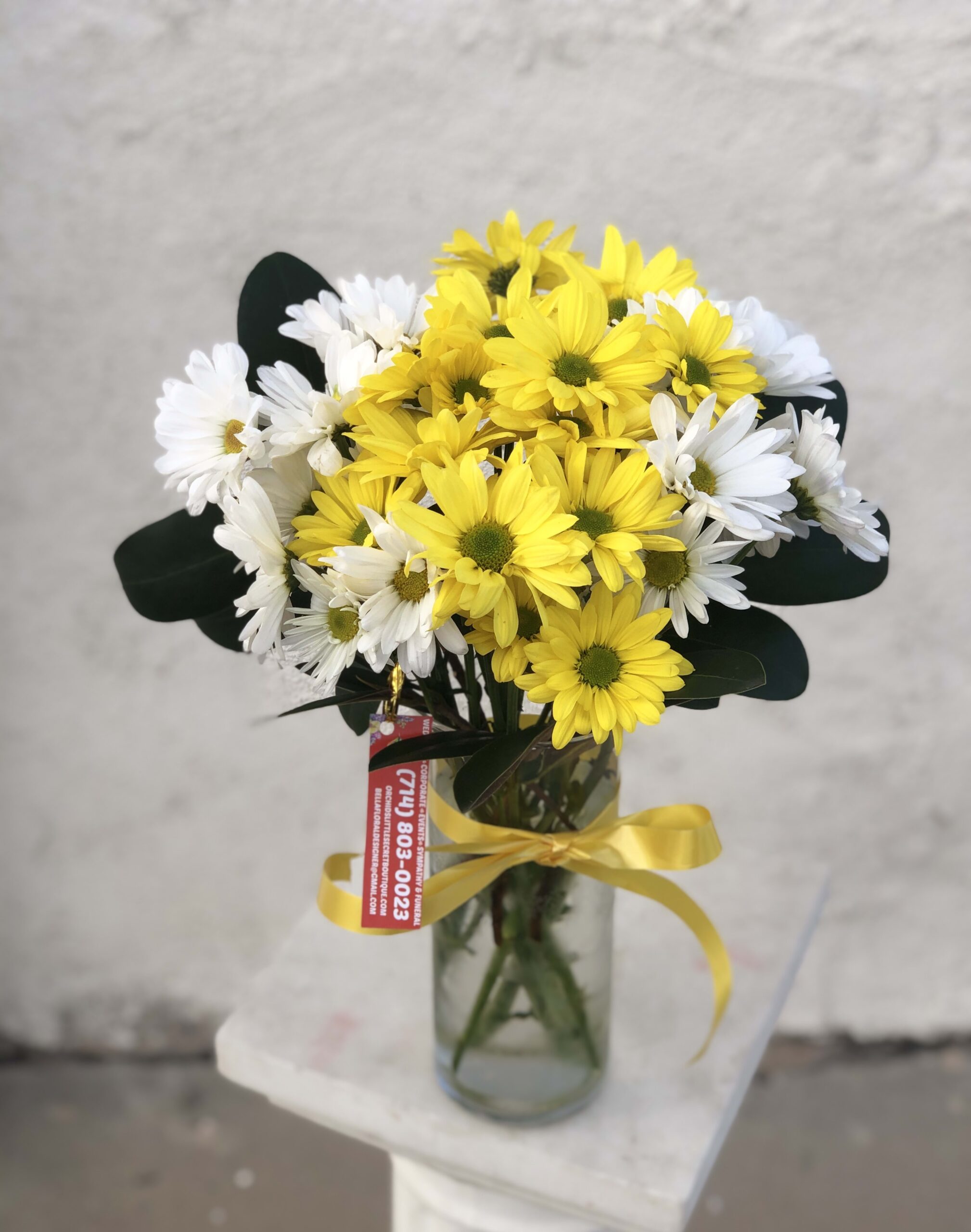 Yellow And White Daisy Bouquet In Placentia CA Orchids Little Secret Boutique